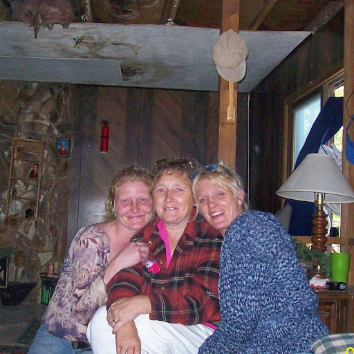 Debbie Brown Photo 33
