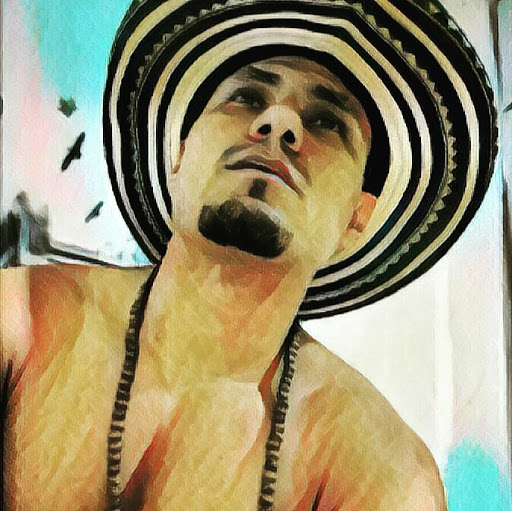 Daniel Velez Photo 39