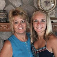 Lori Warren Photo 35