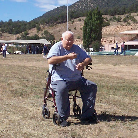 Earl Robertson Photo 17