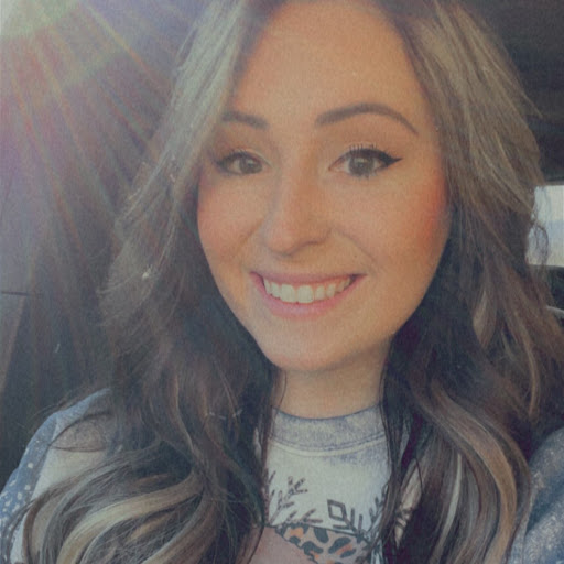 Danielle Perry Photo 34