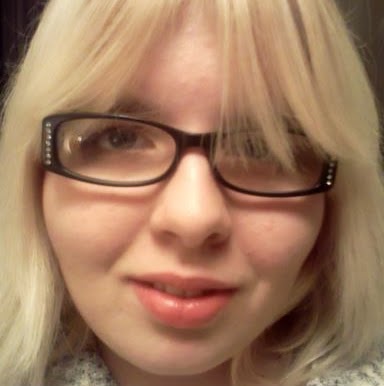 Amy Boles Photo 28