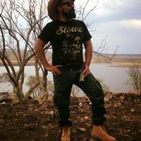 Carlos Villalobos Photo 44