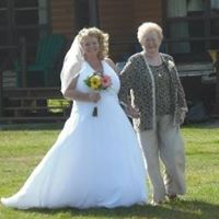Julie Hetherington Photo 29