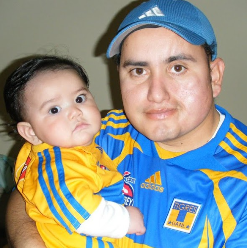Gerardo Luna Photo 35
