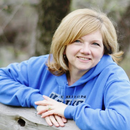 Kellie Rogers Photo 29