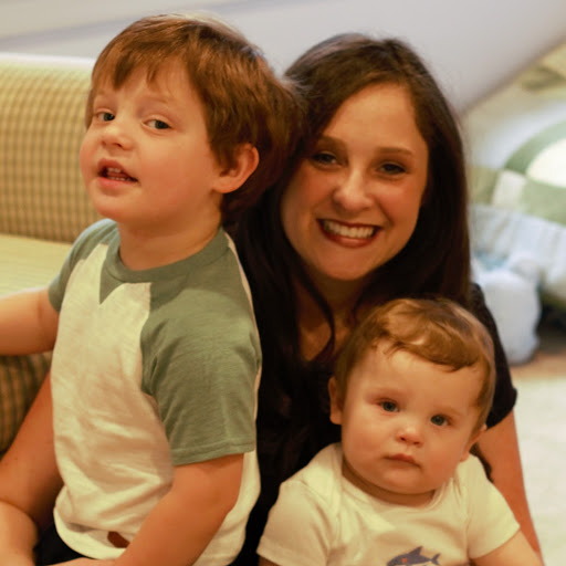 Michelle Harris Photo 27