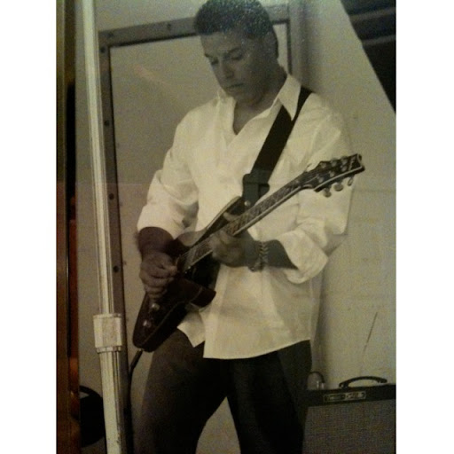 Nick Alonso Photo 5