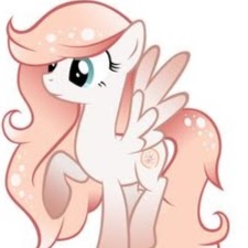 Sarah Hand Photo 42