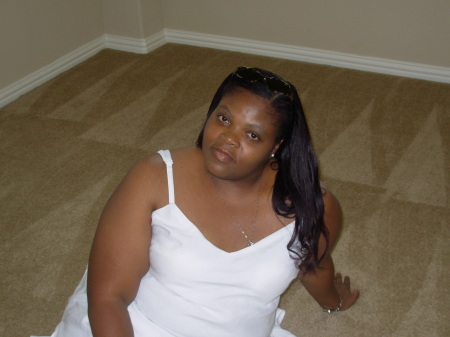 Donna Coombs Photo 25