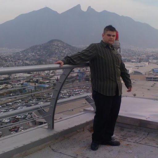 Raul Cavazos Photo 32