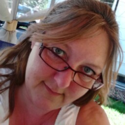 Julie Curtis Photo 39