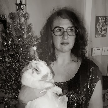 Elizabeth Hansen Photo 26