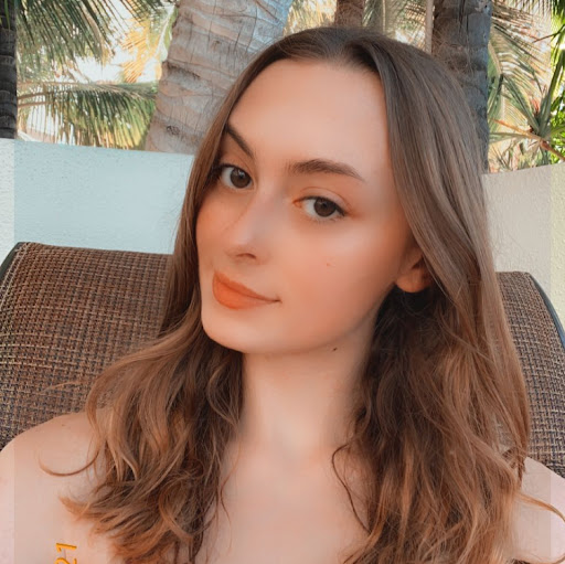 Jasmine Henry Photo 27