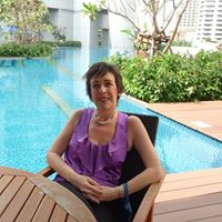 Robyn Menzies Photo 5