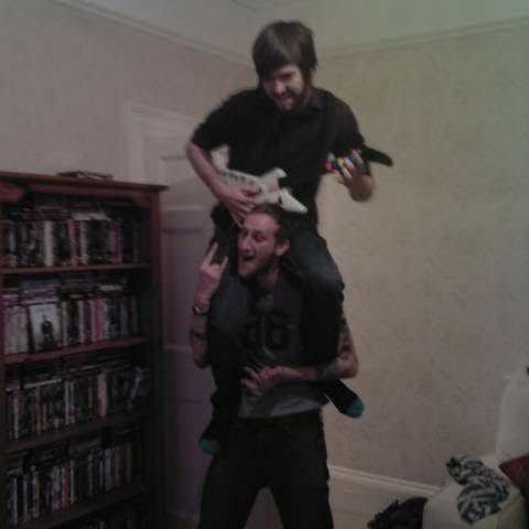 Andrew Robins Photo 14