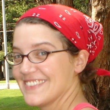 Laura Hunt Photo 26