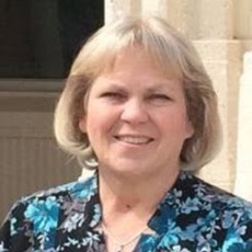 Susan Barker Photo 47
