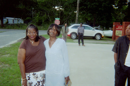 Loretta Marshall Photo 11