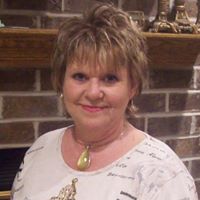 Carolyn Henley Photo 7
