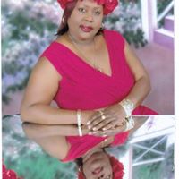 Alisa Sanders Photo 16