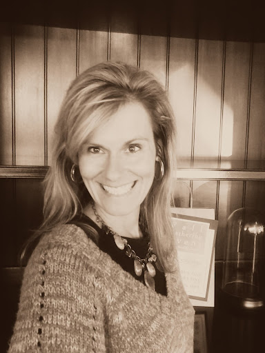 Michele Ash Photo 21