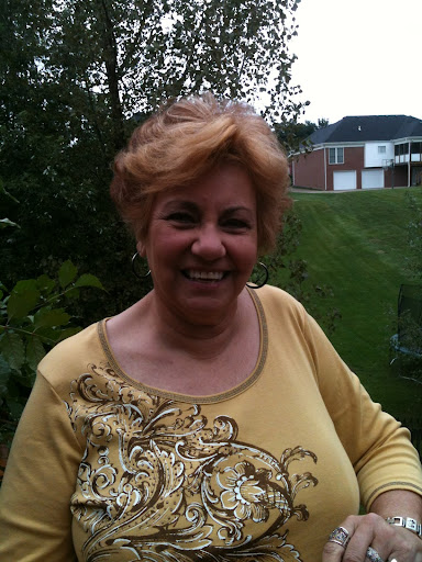 Margaret Robbins Photo 42