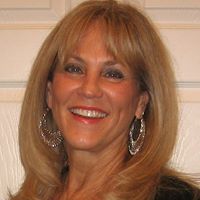 Debbie Jennings Photo 25