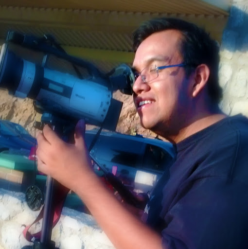 Alejandro Velazquez Photo 16
