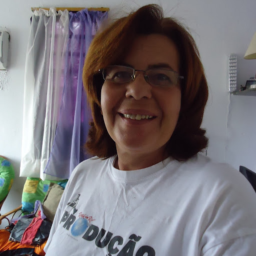 Sandra Mello Photo 36