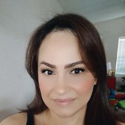 Gloria Castillo Photo 39