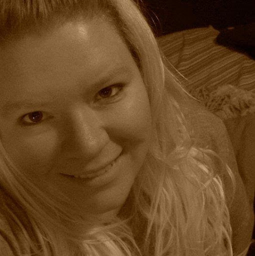 Gina Lindsey Photo 35