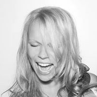 Jennifer Ullrich Photo 6