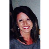 Lori Lowe Photo 34