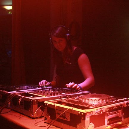 Ruth Pearce Photo 16
