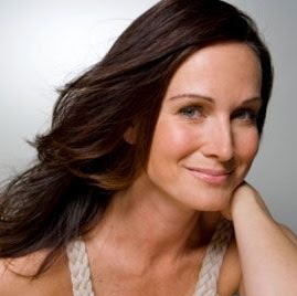 Julie Sparks Photo 42