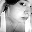 Eleanor Holden Photo 6