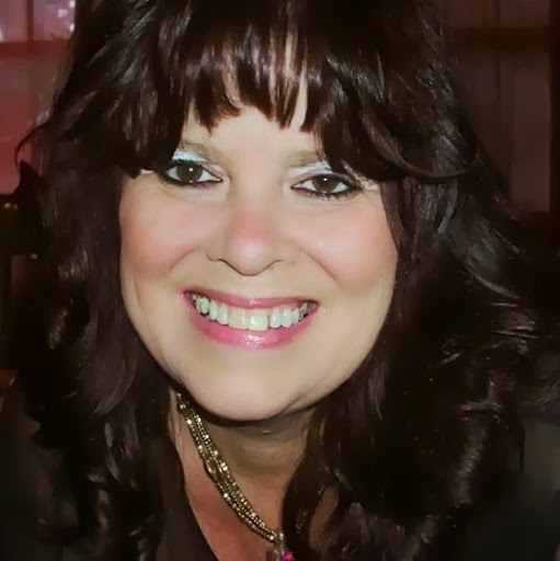Theresa Shaw Photo 26