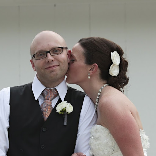 Carl Ray Photo 3