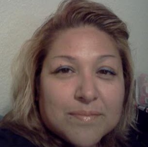 Julie Deleon Photo 10