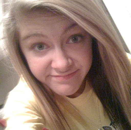 Ashley Lawson Photo 38