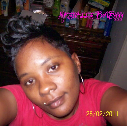 Roberta Wells Photo 10