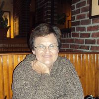 Annette Larsen Photo 30
