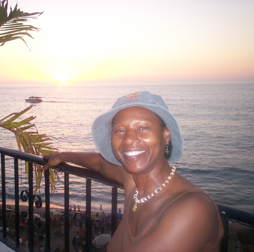 Dianne Brown Photo 25