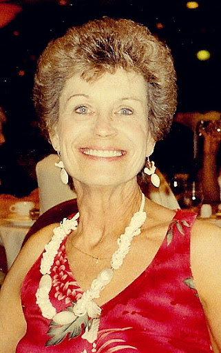 Linda Reeves Photo 7