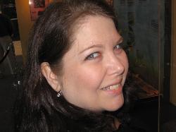 Stacey Reynolds Photo 8