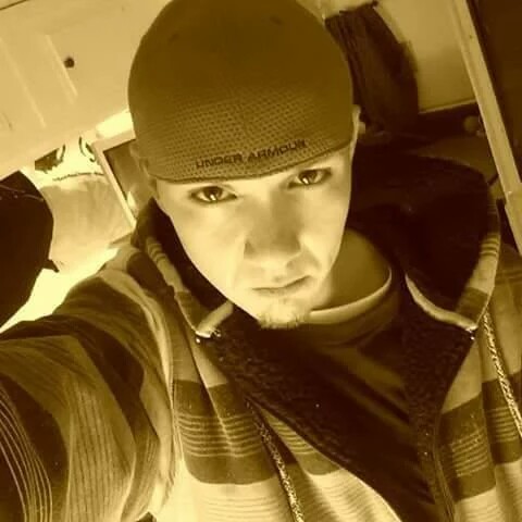 Tyler Steele Photo 12