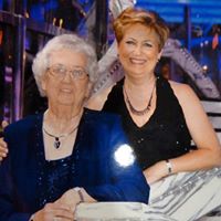 Carole Horne Photo 28