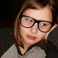 Karen Reilly Photo 19