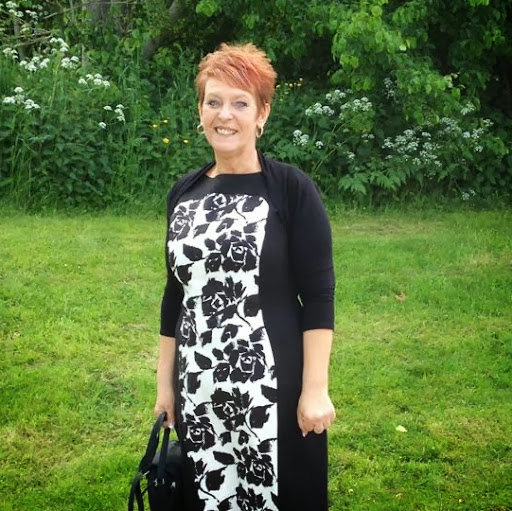 Sharon Swift Photo 8
